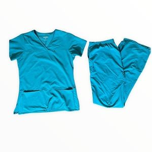 Women’s Teal Color Jockey Scrub Set